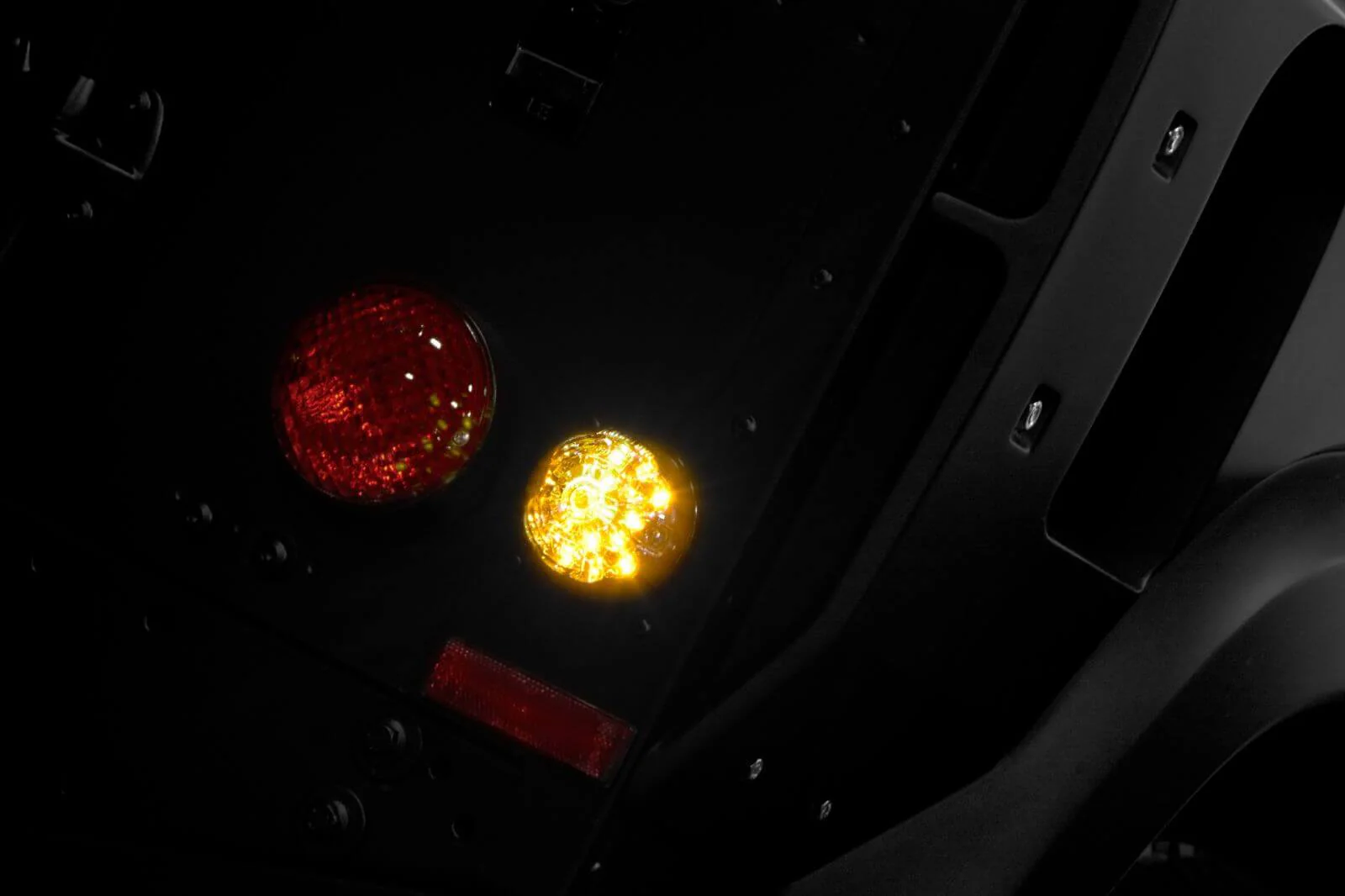 Land Rover Defender (1991-2016) All-Round Diamond LED Light Kit - Image 7