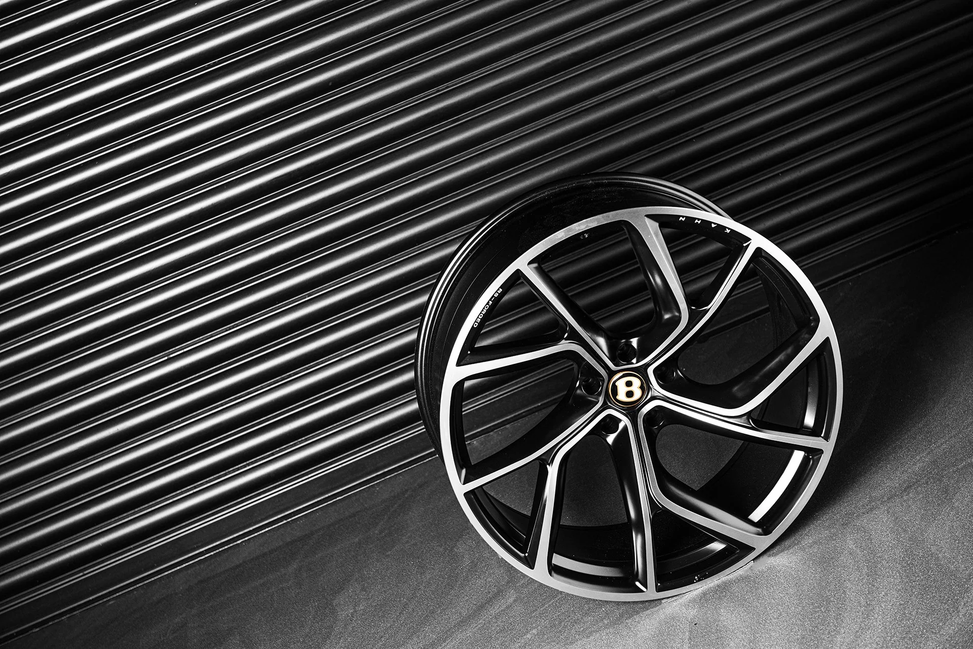 Bentley Bentayga (2020 Onwards) - Type 56 RS-Forged Alloy Wheels - Image 16
