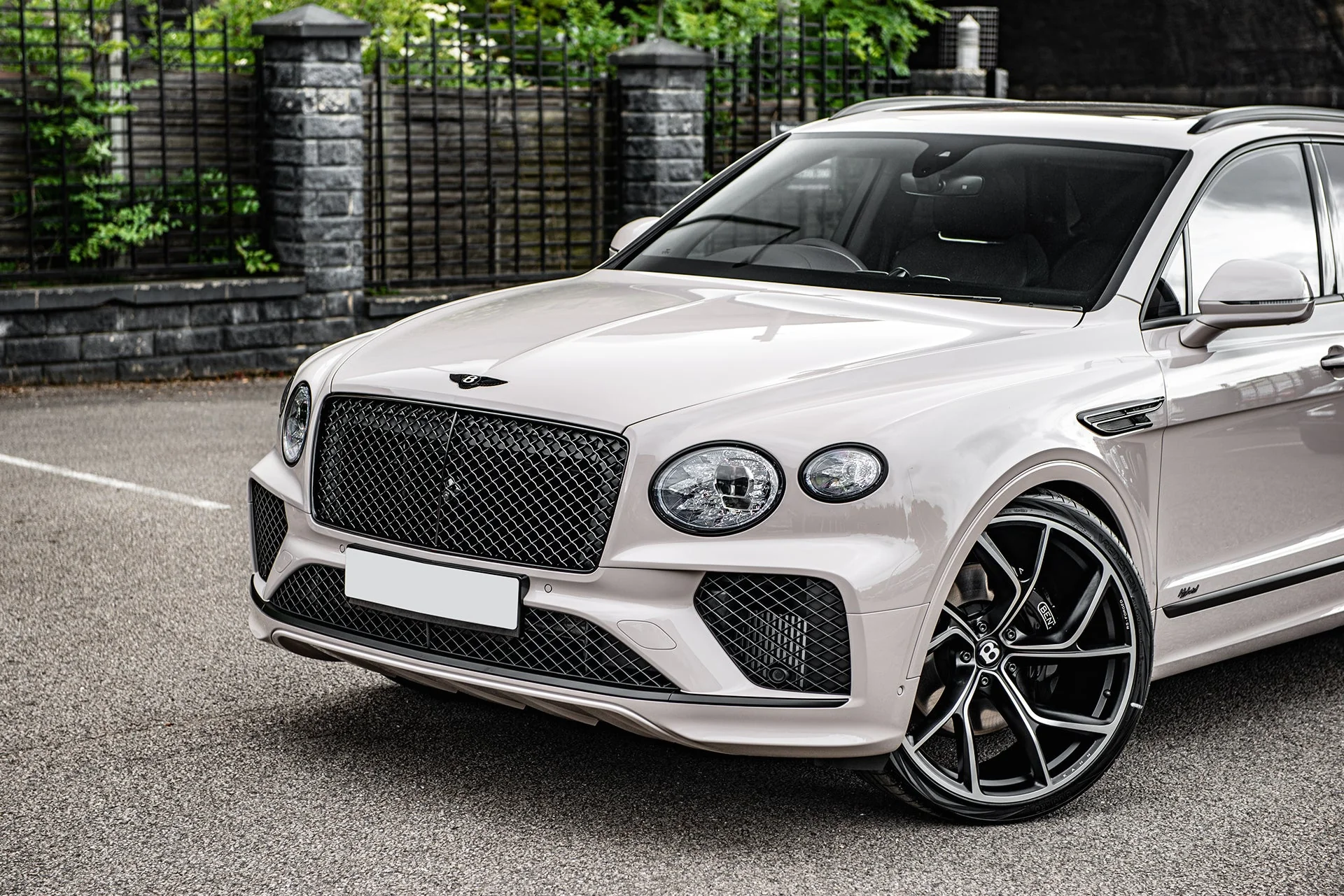 Bentley Bentayga (2020 Onwards) - Type 56 RS-Forged Alloy Wheels - Image 31