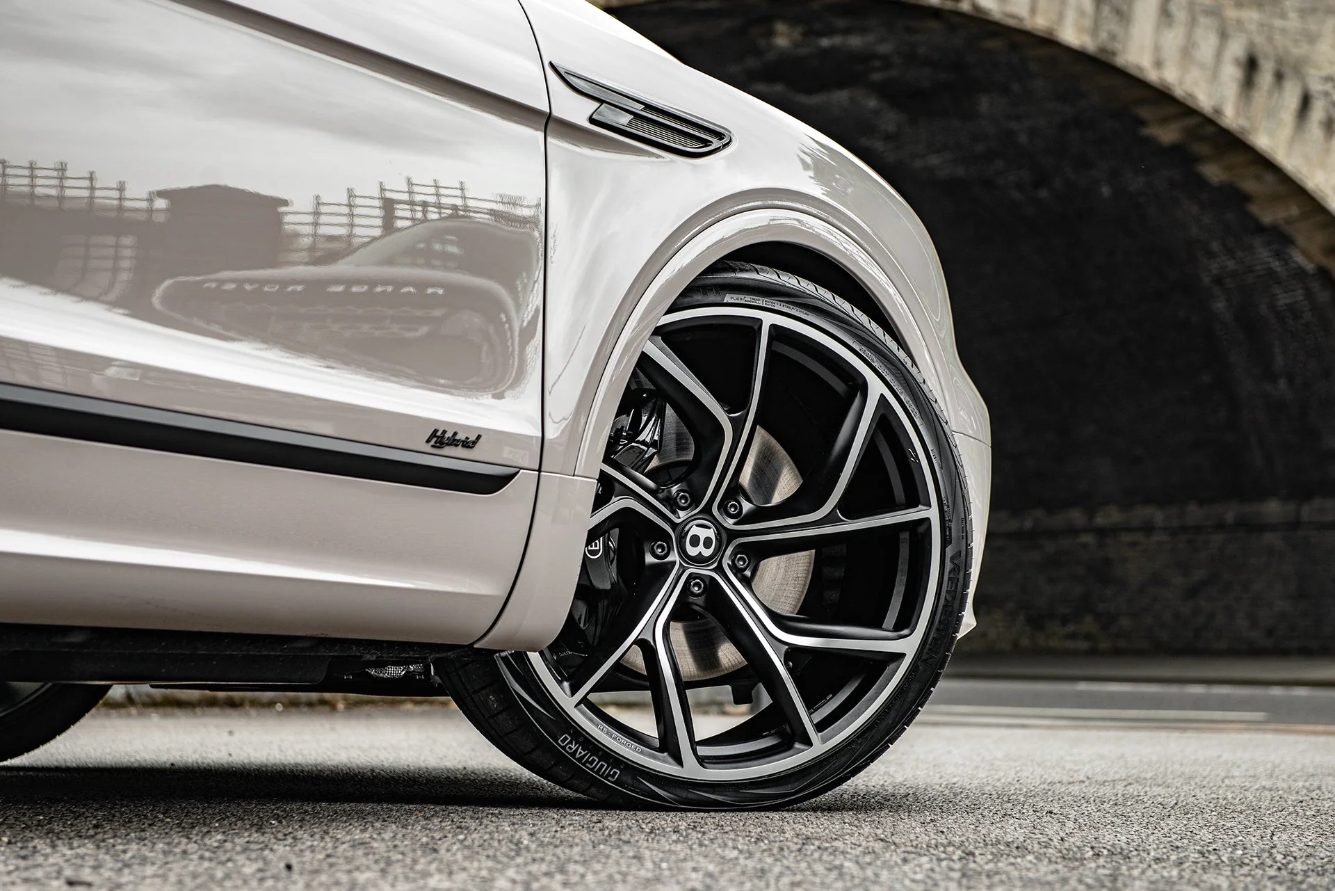 Bentley Bentayga (2020 Onwards) - Type 56 RS-Forged Alloy Wheels - Image 40