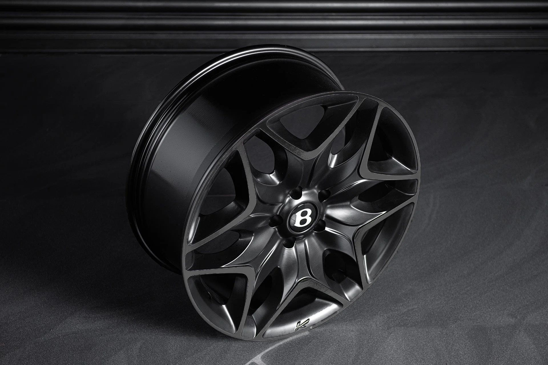 Split 6 Light Alloy Wheels Suitable For Bentley Continental GT (2018 Onwards) - Image 7