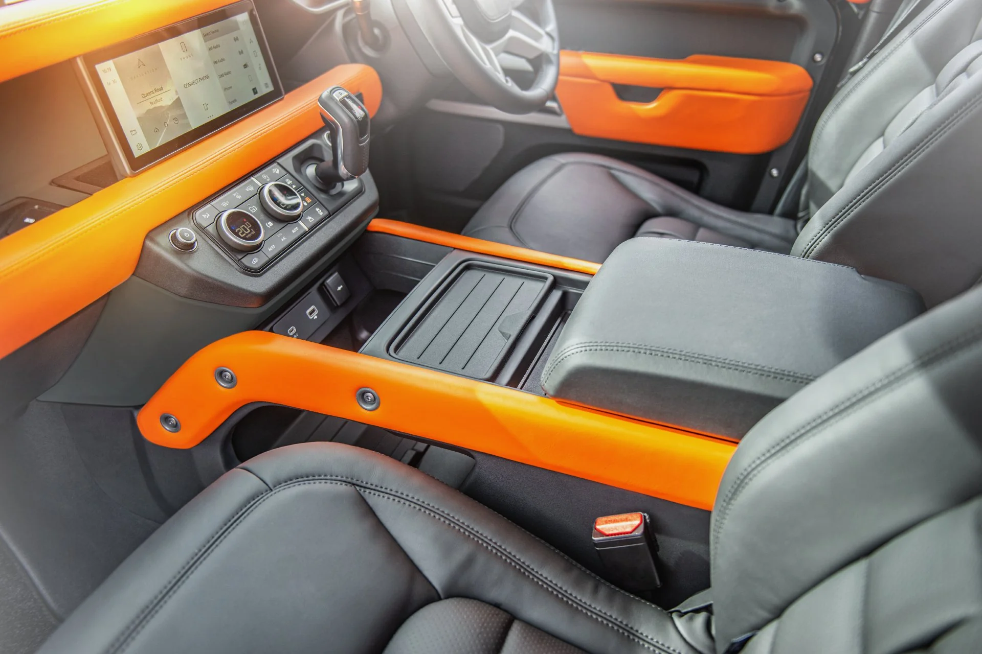 Land Rover Defender 110 (2020 Onwards) Environment 1: Upper, Middle and Lower Interior - Image 4