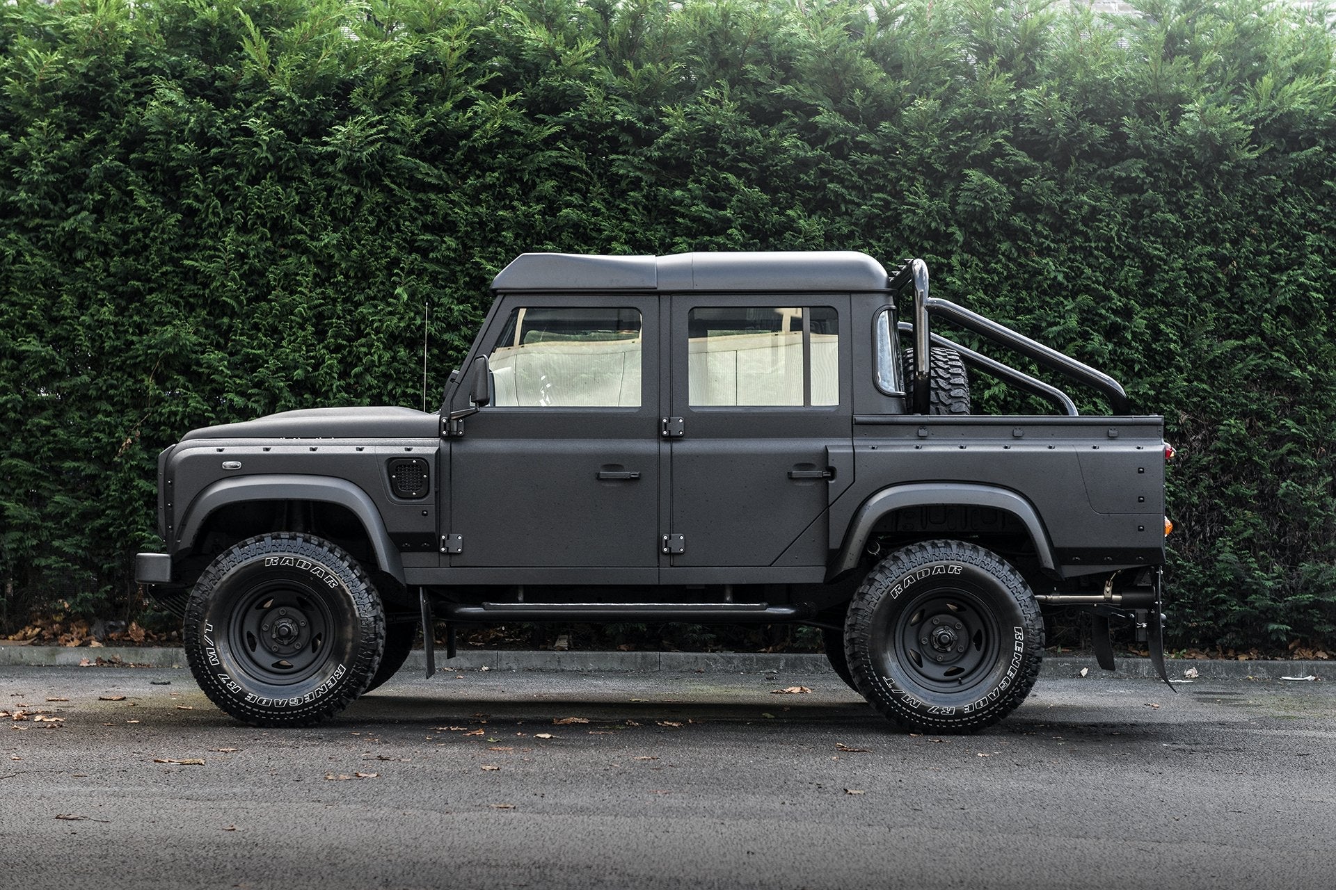 Land Rover Defender (1991-2016) Steel Wheels - 1947 Heritage - Image 14