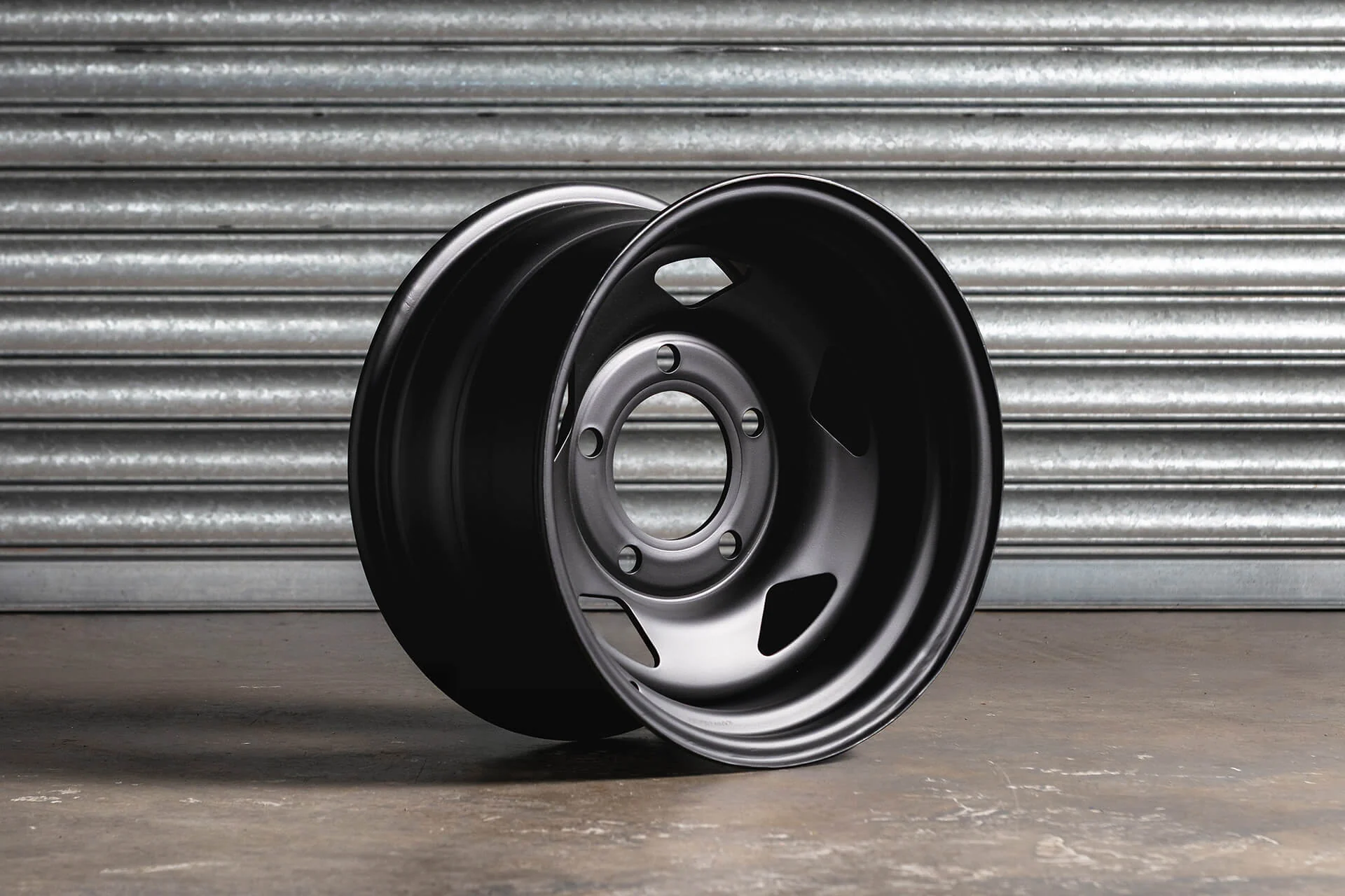 Land Rover Defender (1991-2016) Steel Wheels - 1947 Heritage - Image 27