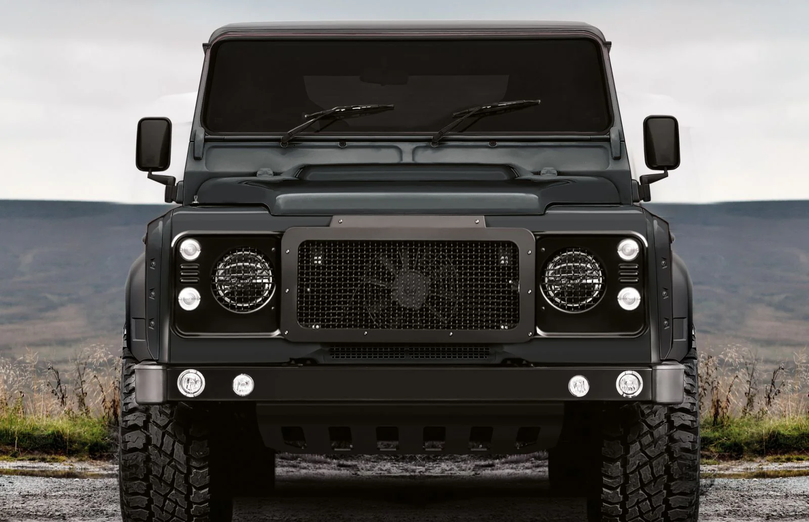 LAND ROVER DEFENDER (1991-2016) 'CHELSEA' FRONT GRILLE WITH STAINLESS STEEL MESH - Image 4