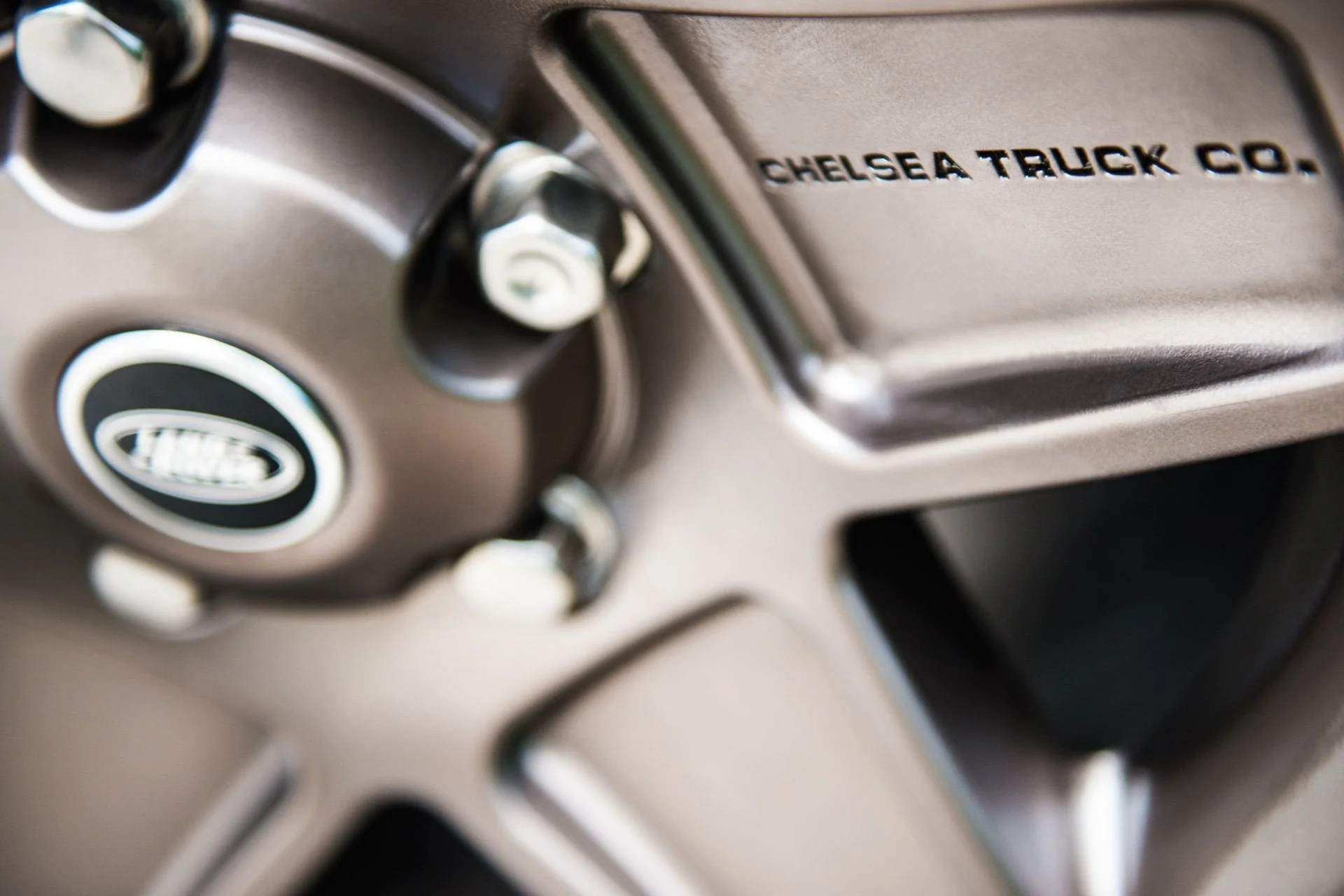 Land Rover Defender (1991-2016) RS-Forged Alloy Wheels - Mondial Retro - Image 17