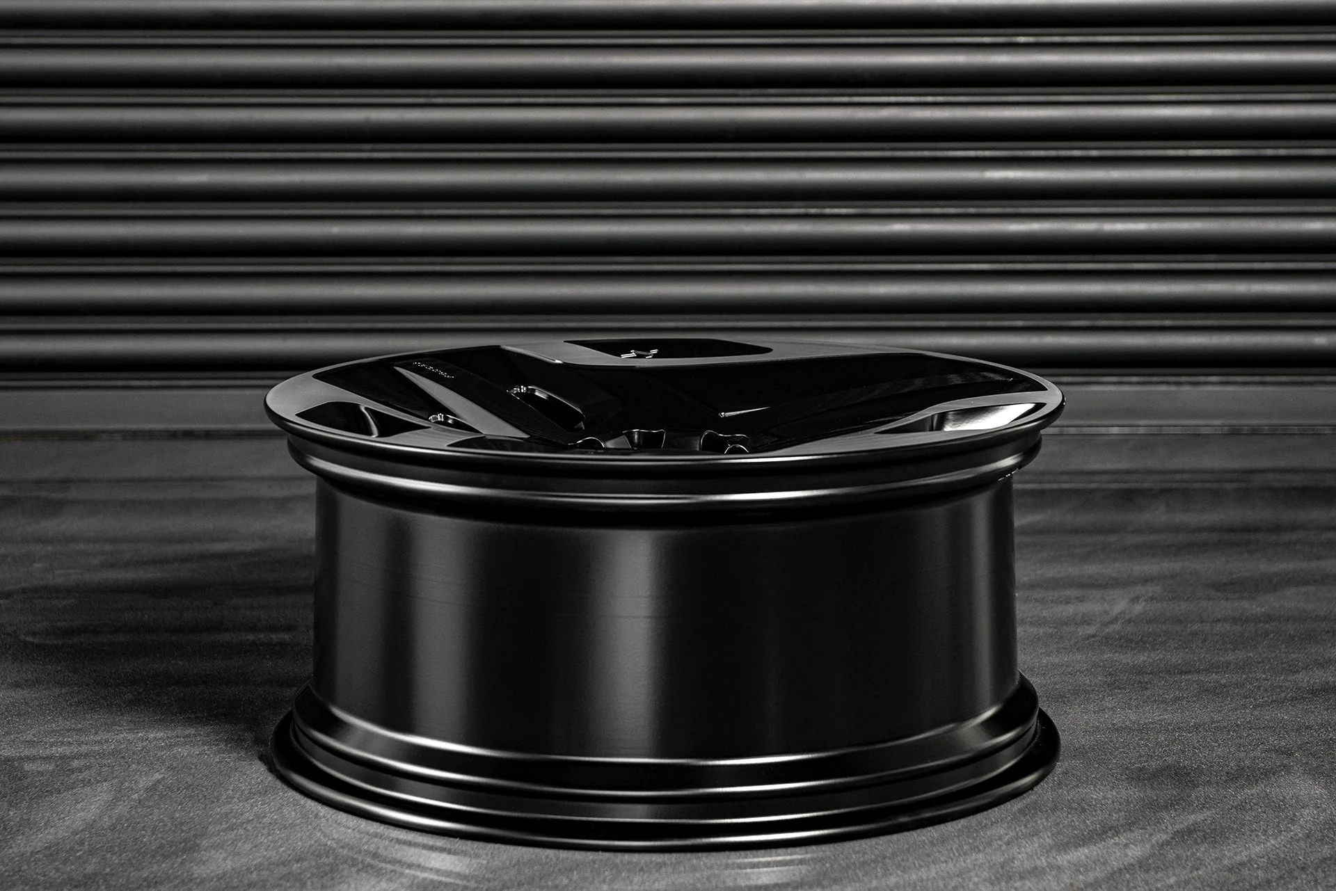 Range Rover Sport (2022 Onwards) Type 33 RS-Forged Alloy Wheels - Image 15