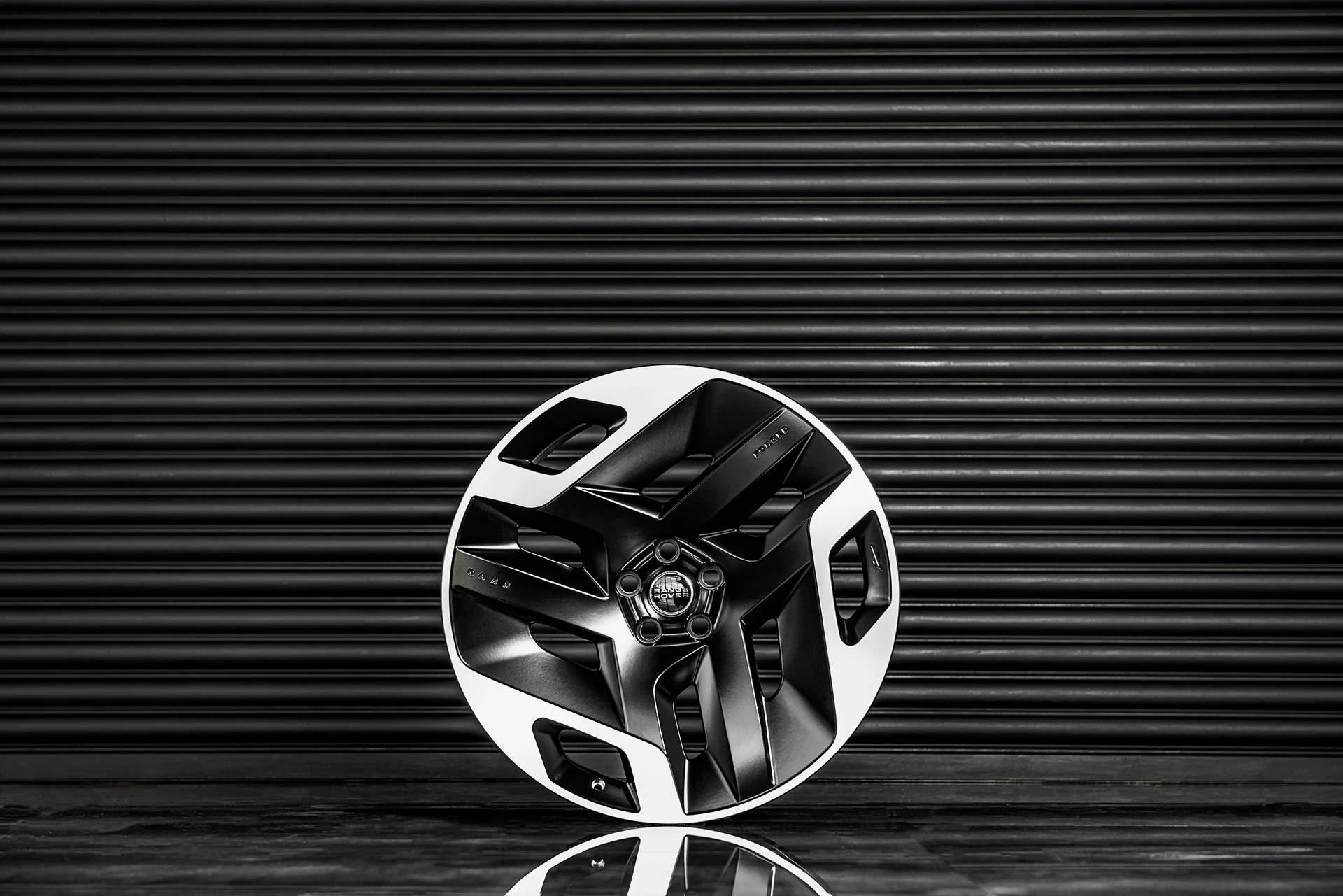 Range Rover Sport (2022 Onwards) Type 33 RS-Forged Alloy Wheels - Image 5