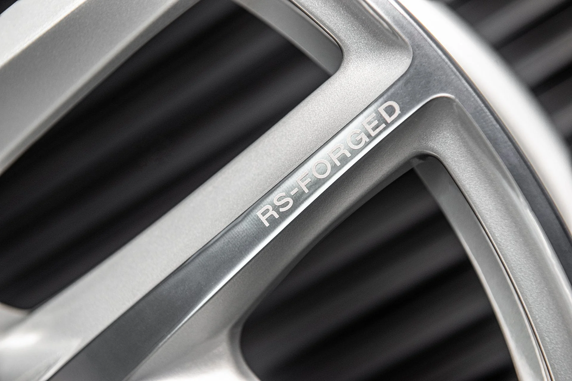 Range Rover Sport SVR (2015-2018) Type 52 RS-Forged Alloy Wheels - Image 7