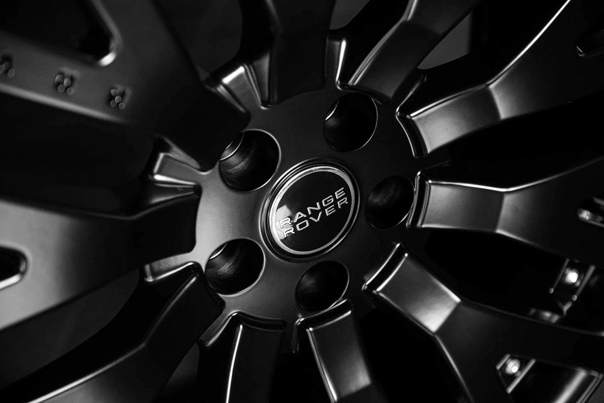 Range Rover Sport SVR (2015-2018) RS-2 Light Alloy Wheels - Image 17