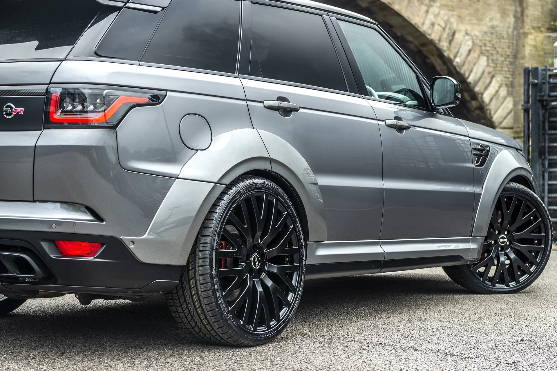 Range Rover Sport SVR (2015-2018) RS-2 Light Alloy Wheels - Image 7