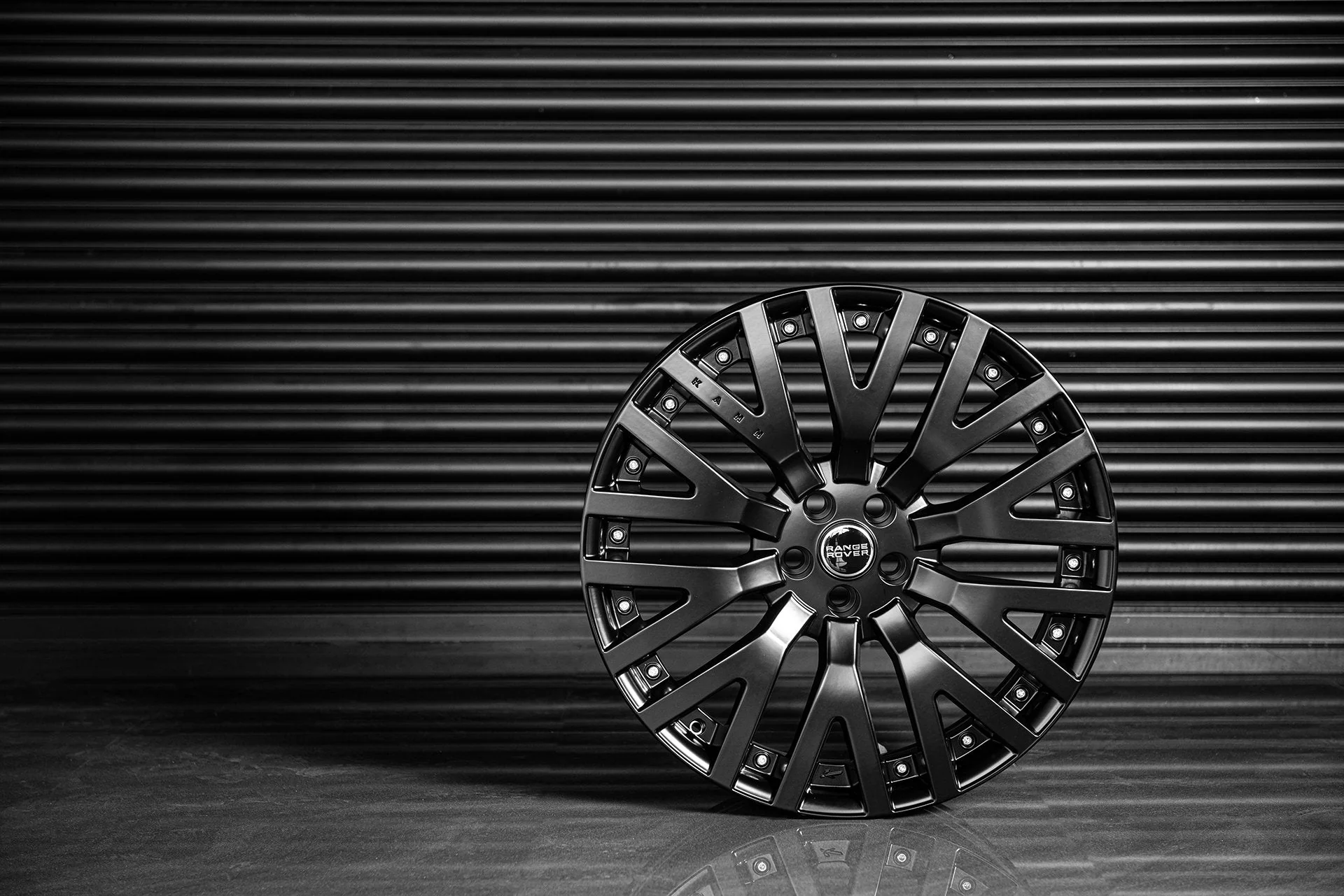 Range Rover Sport (2013-2018) RS-2 Light Alloy Wheels - Image 17