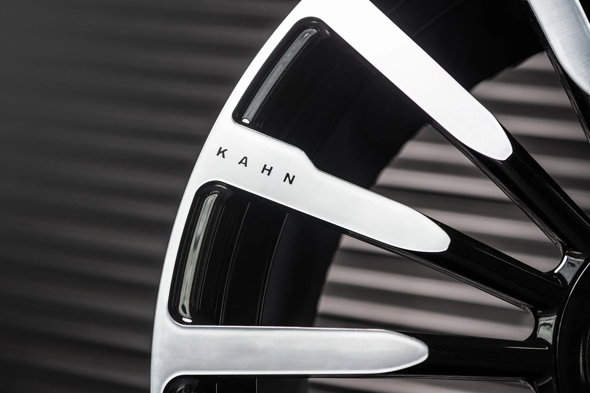 Type 61 Forged Lightweight Alloy Wheels Suitable For Rolls Royce Cullinan (2018 Onwards) - Image 7